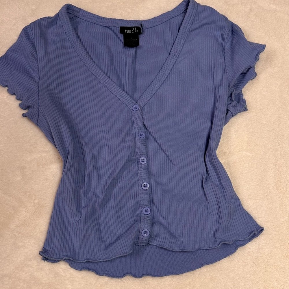 RUE 21 LETTUCE TRIM CROP TOP